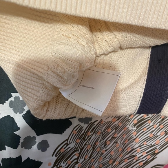 Chanel Classic knit sweater and skirt set - Picture 14 of 16